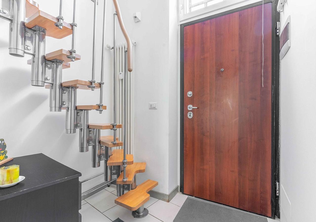 Duomo-linate Loft Free Parking Con Tv 50 E Wi-fi * Milaan
